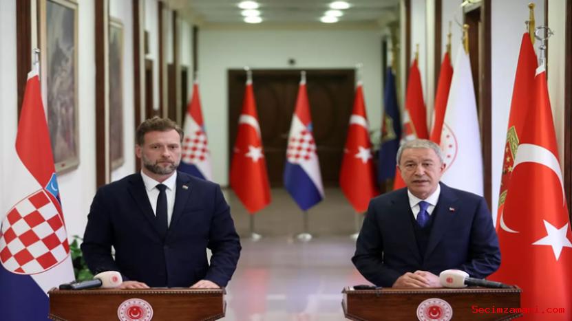 Milli Savunma Bakanı Akar, Hırvat mevkidaşı Banozic ile görüştü