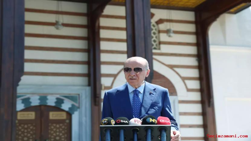 Cumhurbaşkanı Erdoğan, Cuma Namazı Sonrası Soruları Yanıtladı