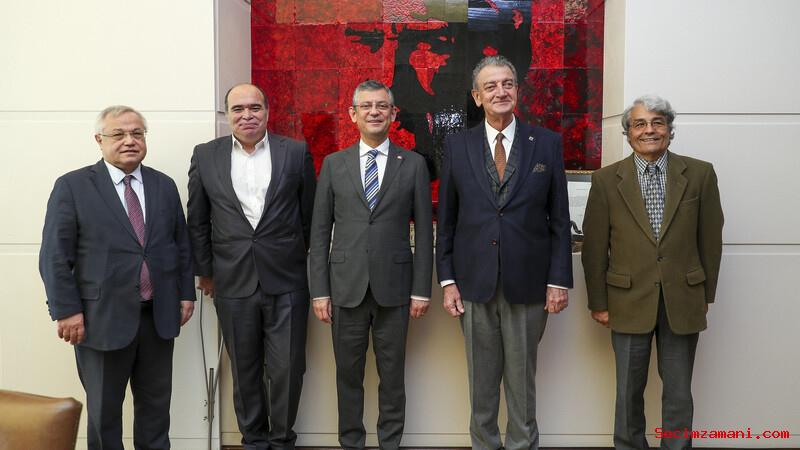 Chp Genel Başkanı Özgür Özel, Add Genel Başkanı Bozkurt İle Bir Araya Geldi