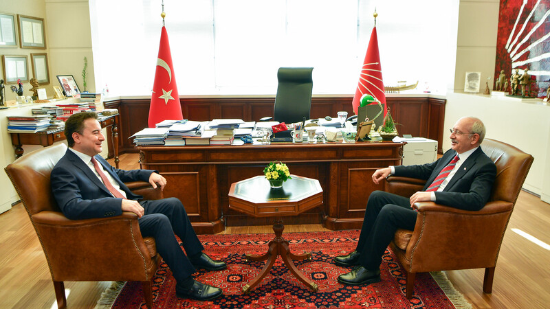 CHP Genel Başkanı Kemal Kılıçdaroğlu, DEVA Partisi Genel Başkanı Ali Babacan'ı Kabul Etti