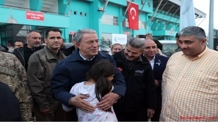 Milli Savunma Bakanı Akar, Sınırdan Yasa Dışı Geçiş İddialarına Yanıt Verdi
