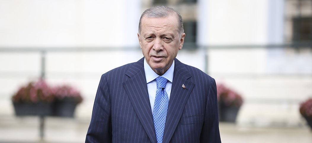 Cumhurbaşkanı Erdoğan, cuma namazı sonrası soruları yanıtladı