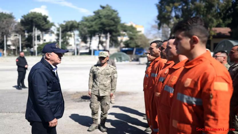 Bakan Akar, Depremin Etkilediği Antakya'da Çalışmaları İnceledi