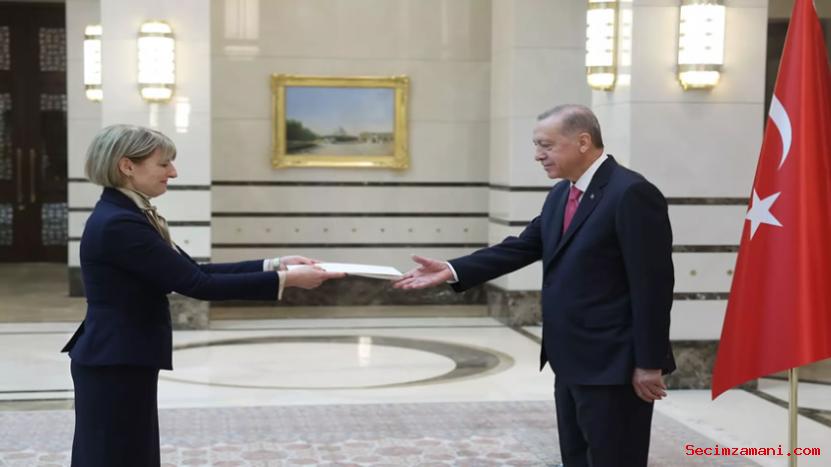 Cumhurbaşkanı Erdoğan, Birleşik Krallık Büyükelçisinin Sunduğu Güven Mektubunu Kabul Etti