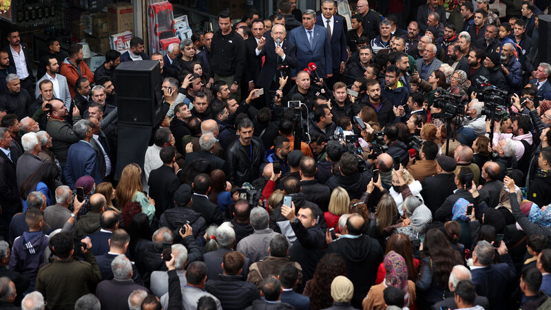 CHP Lideri Kılıçdaroğlu Kilis'te: 5 Yılda Türkiye’nin En Temel Sorunlarını, Altı Lider Bir Araya Gelerek Akılla Çözeceğiz