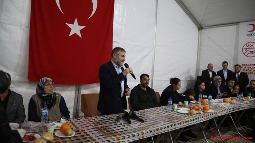 Hazine Ve Maliye Bakanı Nebati, Hatay'da Depremzedelerle İftarda Buluştu