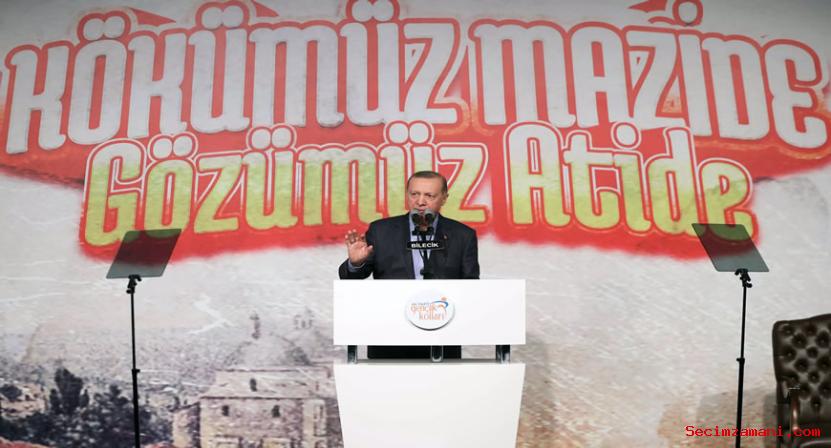 Cumhurbaşkanı Recep Tayyip Erdoğan, Bilecik Vezirhan'da düzenlenen, Kökümüz Mazide, Gözümüz Atide Programı Kapsamında Gençlerle Bir Araya Geldi