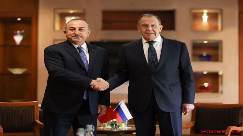 Dışişleri Bakanı Çavuşoğlu, G20 Dışişleri Bakanları Toplantısı' nda mevkidaşlarıyla bir araya geldi