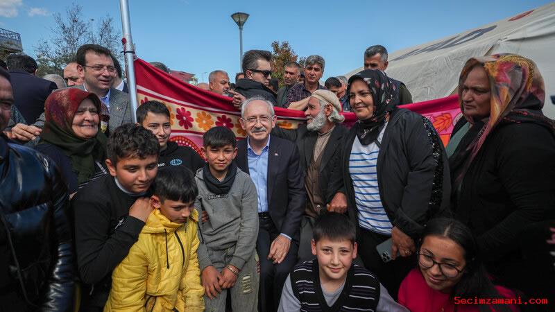 Chp Lideri Ve Cumhurbaşkanı Adayı Kılıçdaroğlu, Gaziantep'te Depremzedelerle Bir Araya Geldi