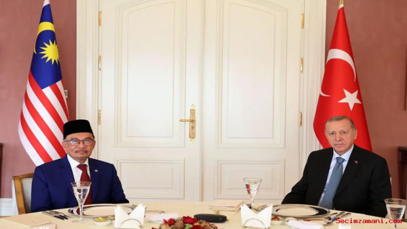 Cumhurbaşkanı Erdoğan, Malezya Başbakanı İbrahim İle Görüştü