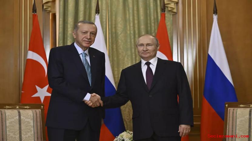 Cumhurbaşkanı Erdoğan, Rusya Federasyonu Devlet Başkanı Putin İle Bir Araya Geldi