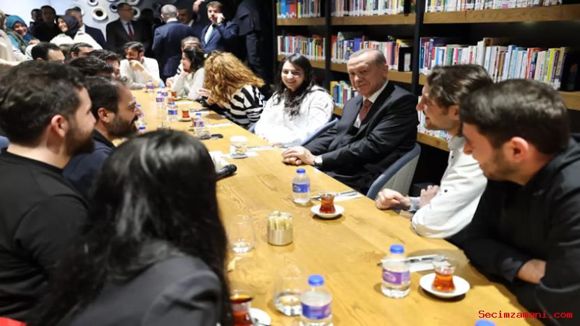 Cumhurbaşkanı Erdoğan, Üsküdar’da Gençlerle Sohbet Etti