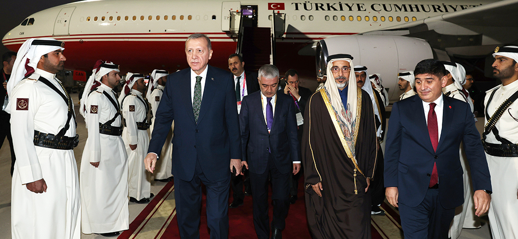 Cumhurbaşkanı Erdoğan Katar'a ulaştı