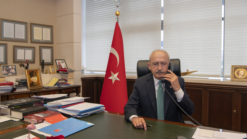CHP Genel Başkanı Kemal Kılıçdaroğlu’ndan, Yenilik Partisi Genel Başkanı Öztürk Yılmaz’a “Geçmiş Olsun” Telefonu