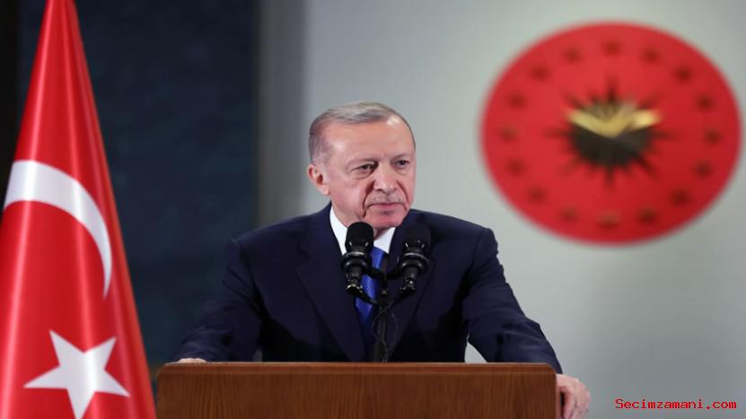 Cumhurbaşkanı Erdoğan, Deprem Bölgesinde Görev Yapan Ekiplerle İftarda Bir Araya Geldi