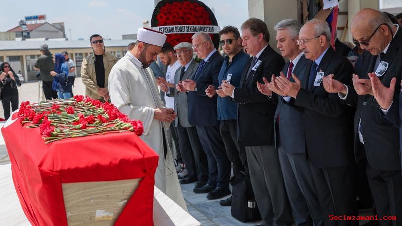 Chp Genel Başkanı Kemal Kılıçdaroğlu, Sanatçı Suna Kan’ın Cenaze Törenine Katıldı