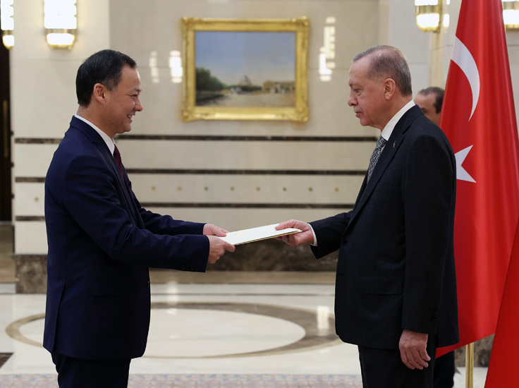 Cumhurbaşkanı Erdoğan, Kırgızistan Büyükelçisi Ruslan Kazakbaev’ın sunduğu güven mektubunu kabul etti
