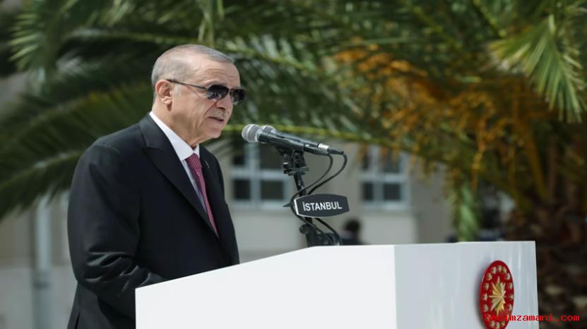 Cumhurbaşkanı Erdoğan, Haydarpaşa Lisesi'nde Karne Töreninde Konuştu