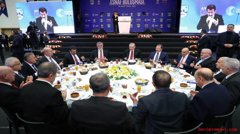 Cumhurbaşkanı Erdoğan, Ankara Esnafı İle İftarda Bir Araya Geldi