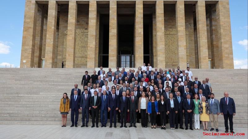 Chp Genel Başkanı Kemal Kılıçdaroğlu, Lozan Barış Antlaşması’nın 100’üncü Yılında Anıtkabir’i Ziyaret Etti