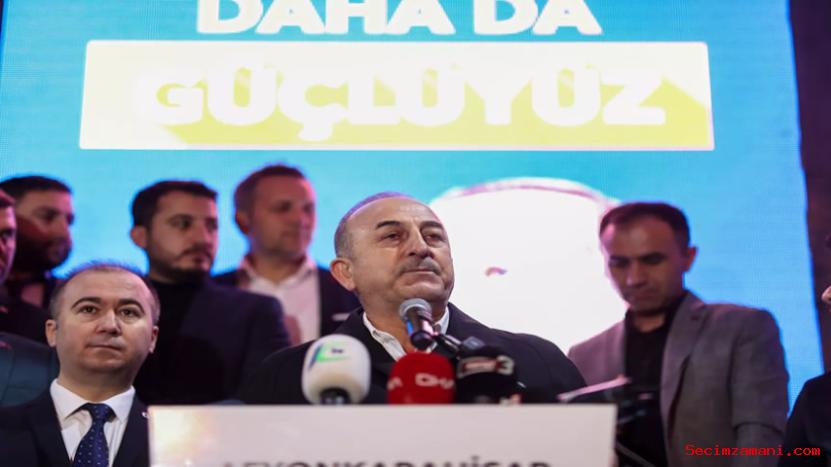 Bugün Türkiye, Dünyada Küresel Sistemin Yetersizliğine, Birleşmiş Milletler'in Yetersizliğine Vurgu Yapan, Aynı Zamanda Çözüm Önerisi Getirebilen Ülkedir