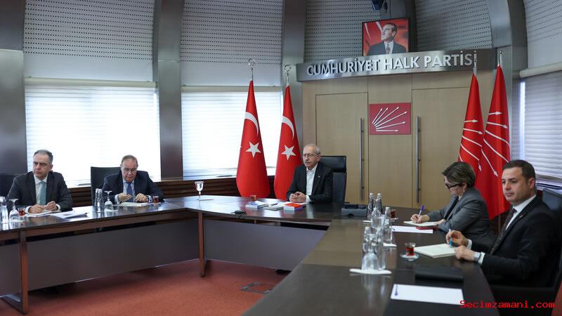 CHP Genel Başkanı ve Cumhurbaşkanı Adayı Kemal Kılıçdaroğlu, Deprem Konulu Sunuma Katıldı