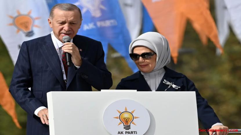 Cumhurbaşkanı Erdoğan, Ak Parti 4. Olağanüstü Büyük Kongresi'ne Gelişinde Salon Dışındaki Partililere Seslendi