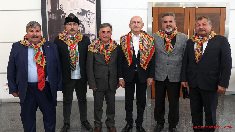 CHP Genel Başkanı Kemal Kılıçdaroğlu, Yörük Türkmen Temsilcileriyle Bir Araya Geldi