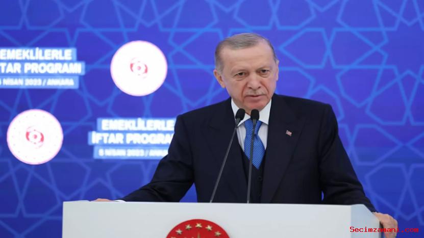 Cumhurbaşkanı Erdoğan, Emeklilerle İftarda Bir Araya Geldi