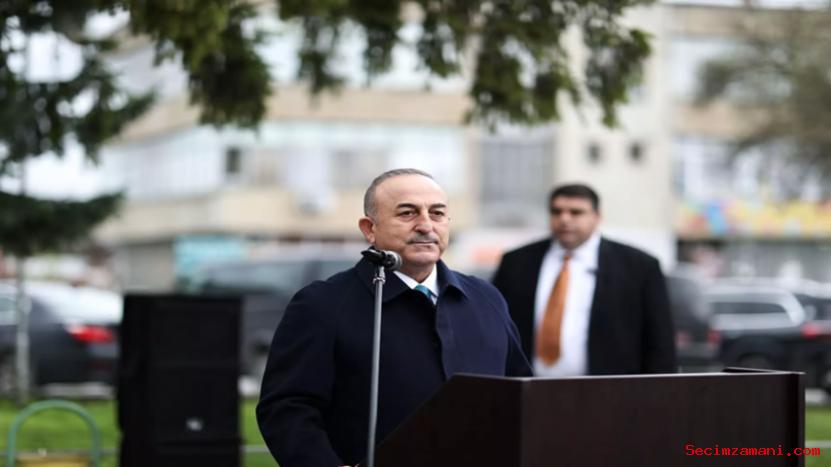Dışişleri Bakanı Çavuşoğlu, Bulgaristan'da Bohçalar Kasabasındaki Şehitler Anıtını Ziyaret Etti