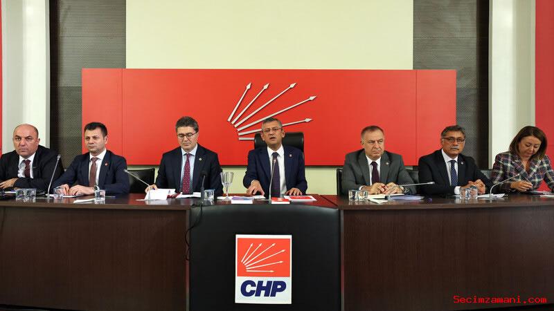 Chp Genel Başkanı Özgür Özel, İl Başkanları Toplantısına Başkanlık Etti